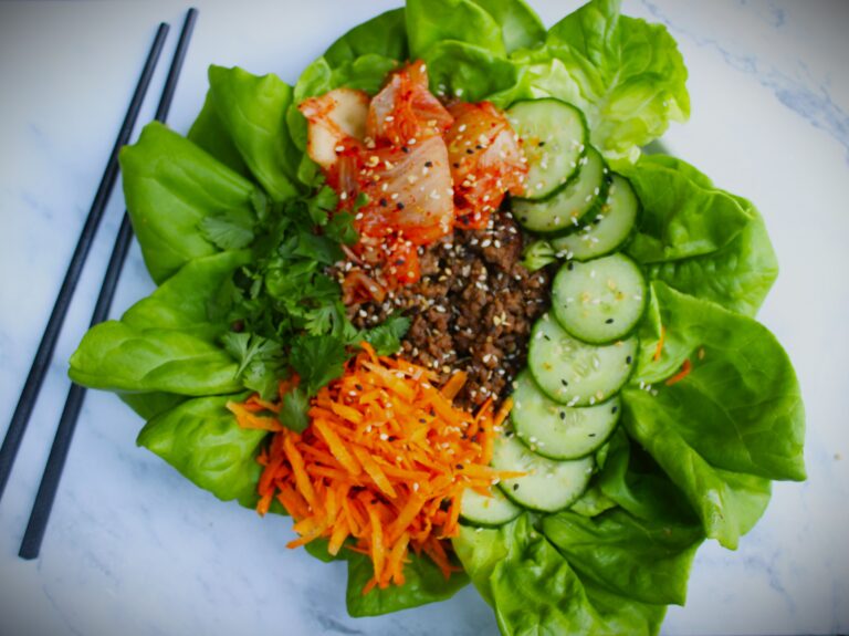 kimchi beef bowl with chop sticks